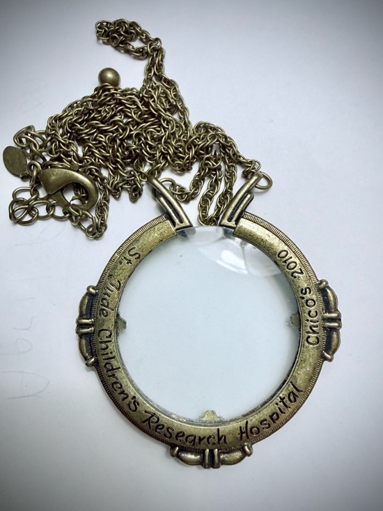 Chico Accessories - St. Jude’s Commemorative 2010 Magnifying Glass on a Chain